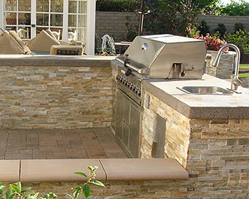 Remarkable Gardens Hardscaping Backyard BBQ Gallery Image